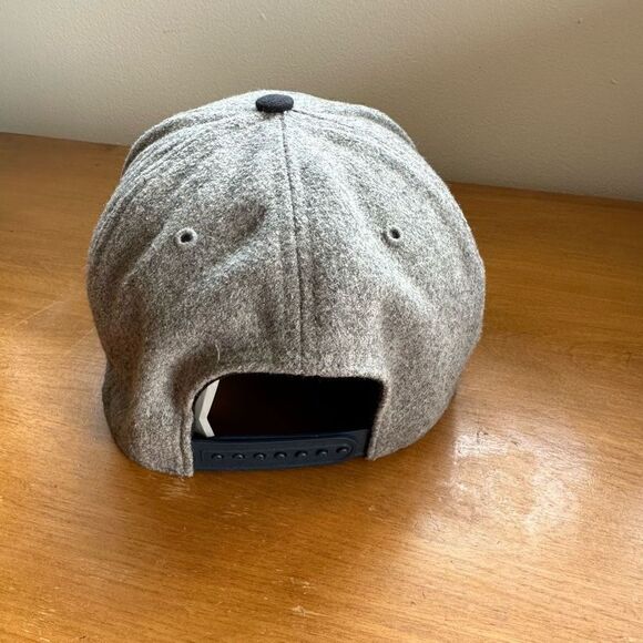 Forty Seven 47 Brand Men’s College Vault Wool Blend Fighting Irish Embroidered S - Picture 5 of 9